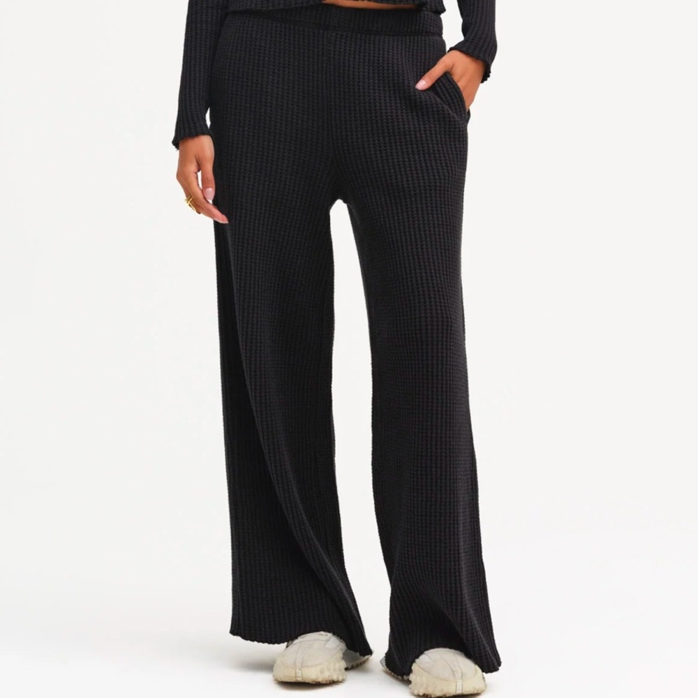 Mate the label Organic Waffle Wide Leg Sweatpant size small